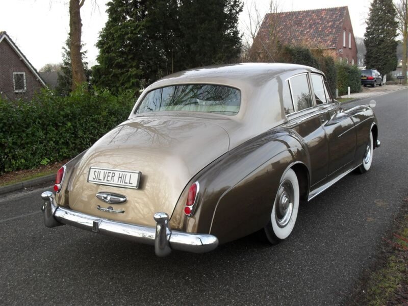 Classic Silver Hill Car