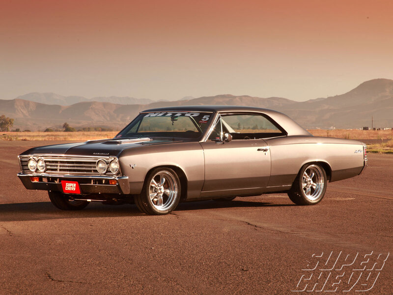 Classic silver muscle car