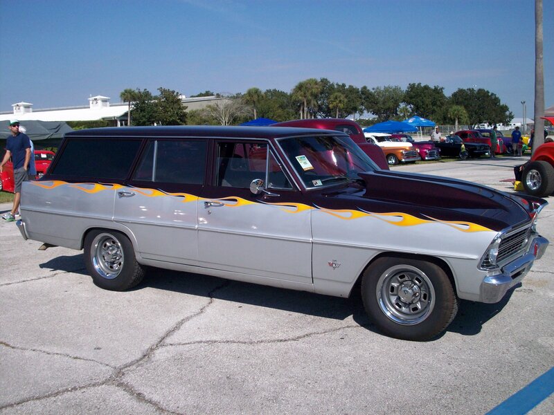 Classic Station Wagon — Silver