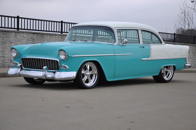 Classic Two-tone Car — Turquoise
