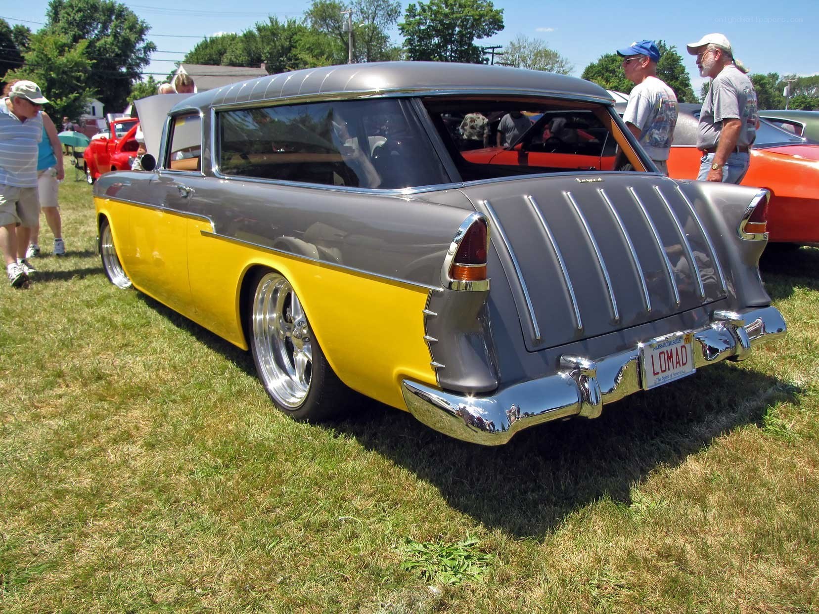 Classic yellow and gray station wagon