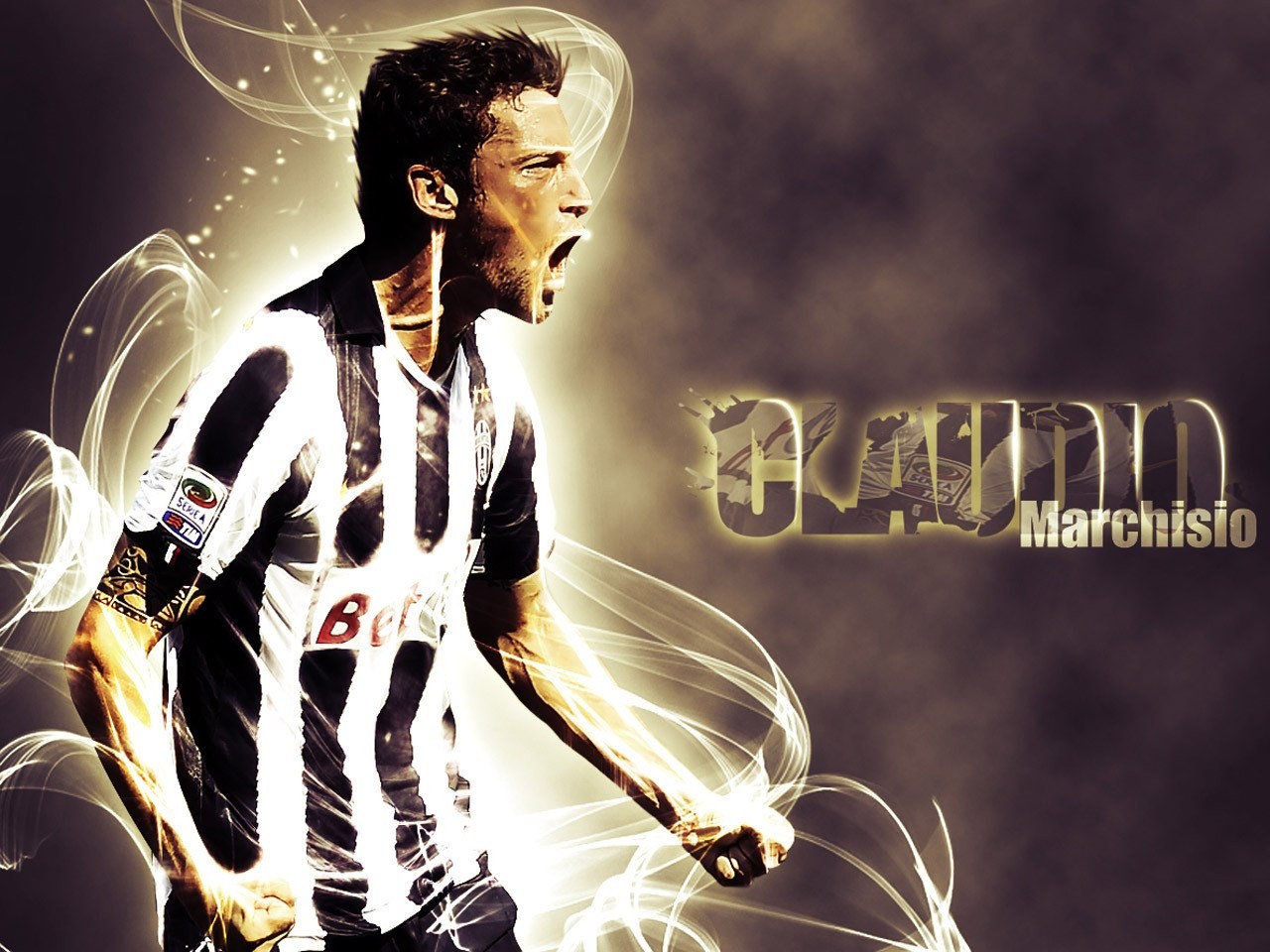 Claudio Marchisio celebrates