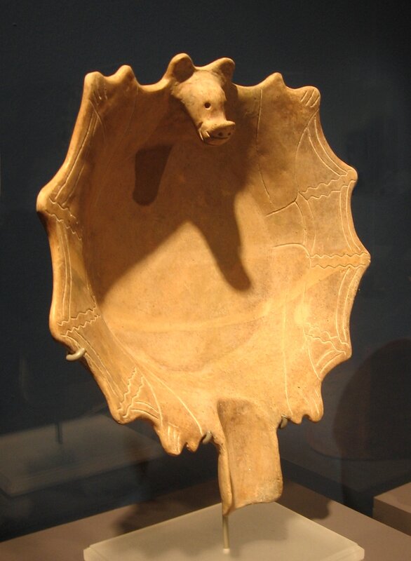clay bat-shaped vessel
