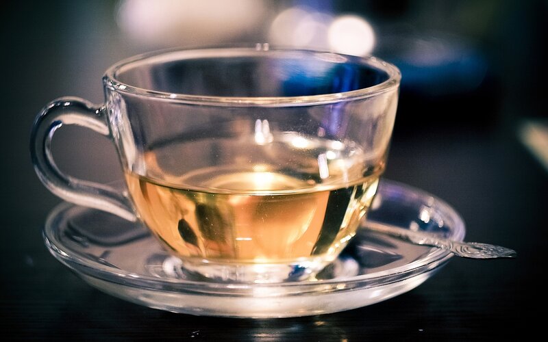Clear Glass Tea Cup — Gold