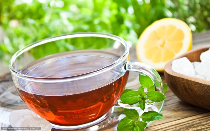 Clear Glass Tea Cup — Green