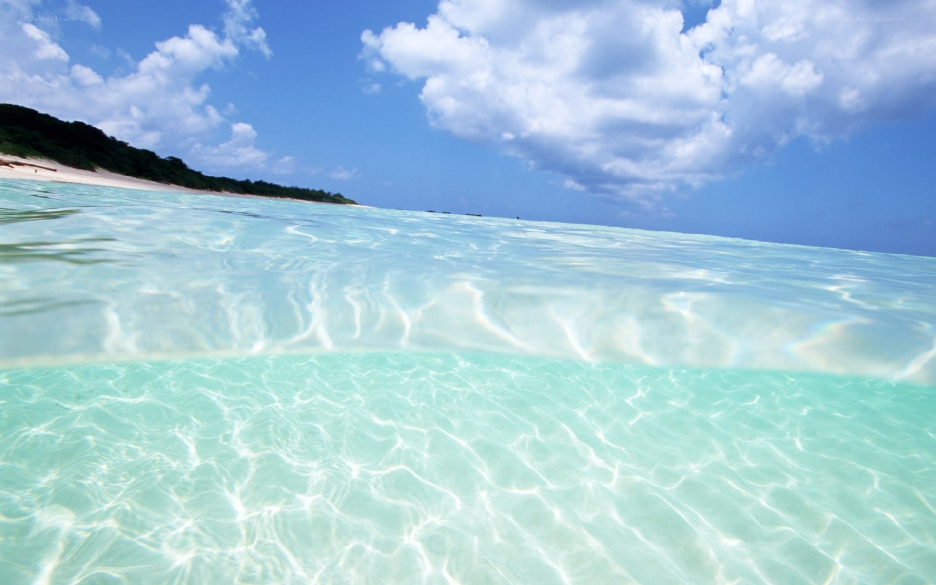 Clear ocean water view