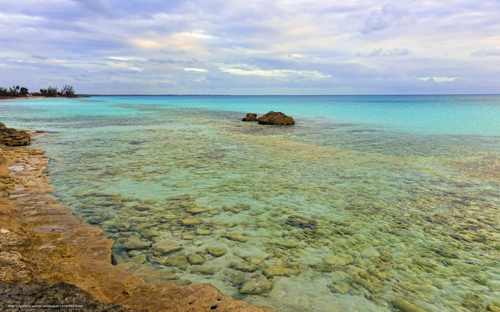 Clear turquoise waters at the shore
