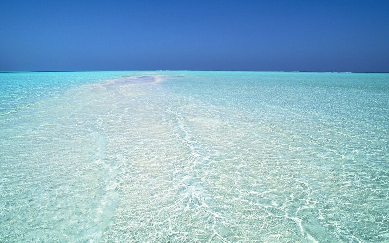 Clear turquoise waters of a tropical beach