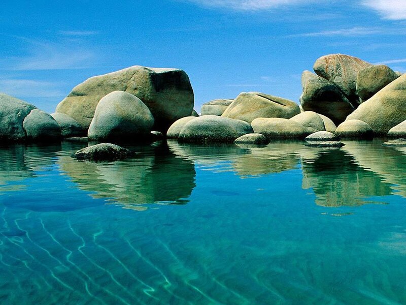 Clear water with rocks