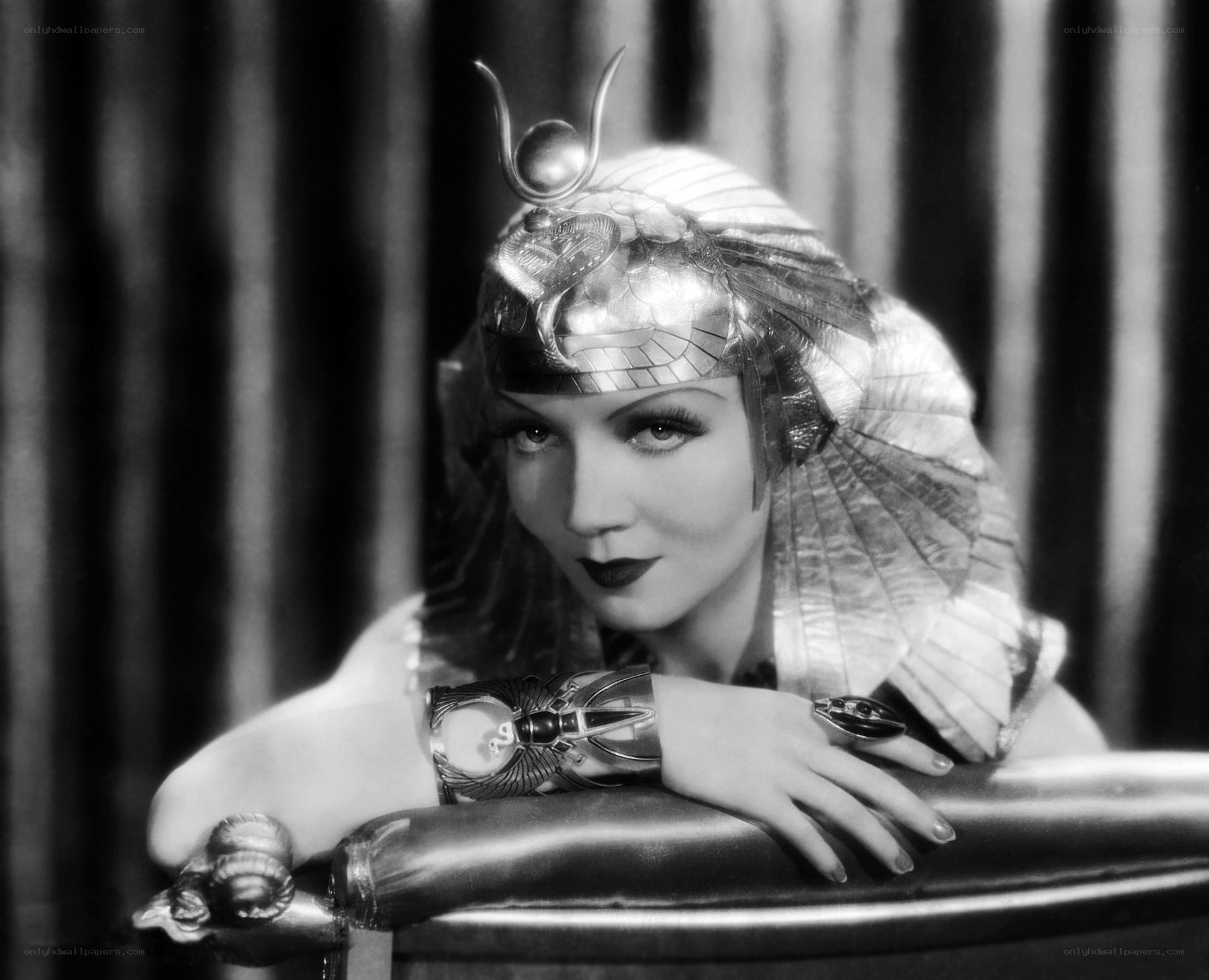 Cleopatra in costume
