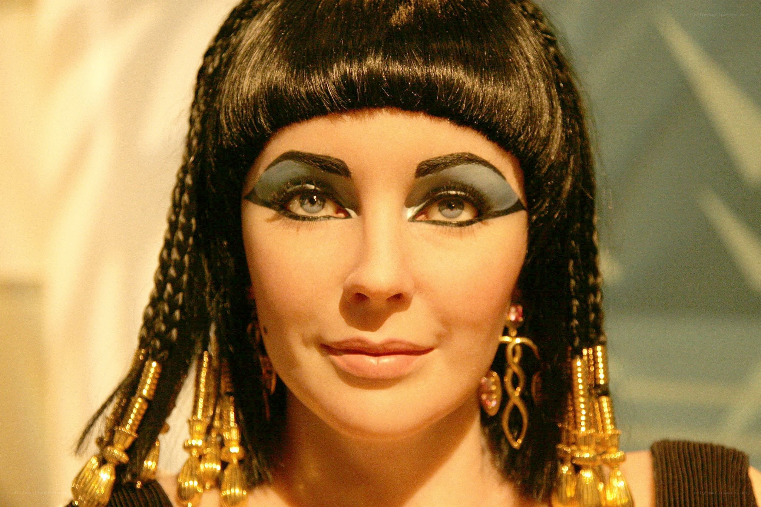 Cleopatra wax figure