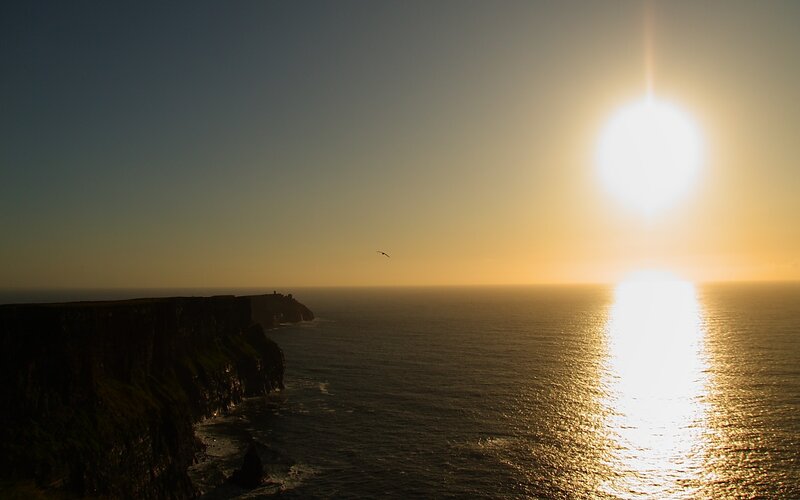 Cliffs at Sunset — Yellow, Serene