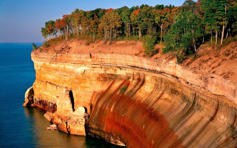 Cliffs by the lake