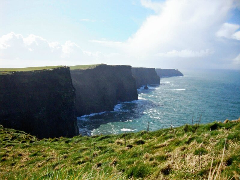 cliffs of moher coastline