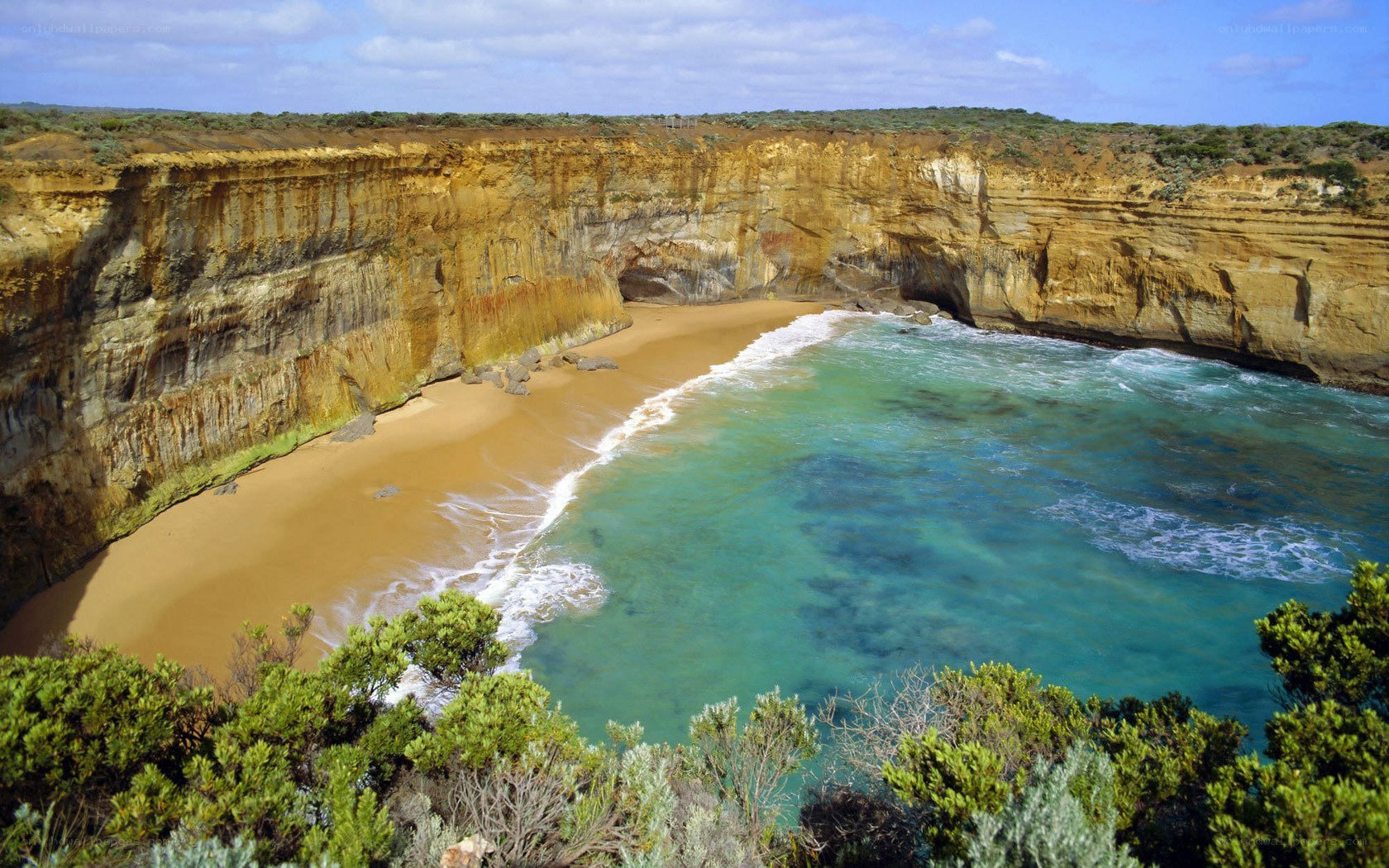 cliffside beach cove
