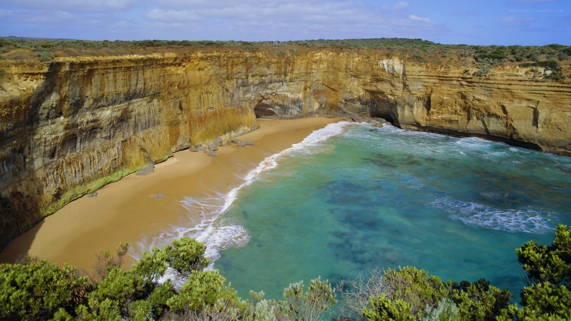 cliffside beach cove
