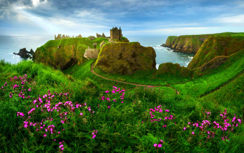 Cliffside Castle Ruins — Green
