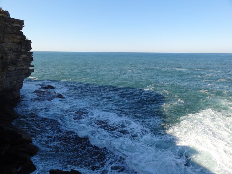 cliffside ocean waves