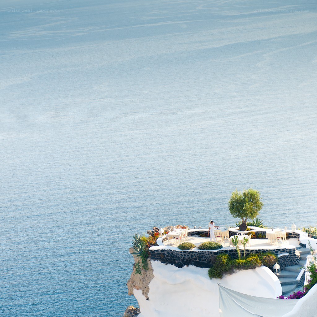 Cliffside restaurant overlooking the sea