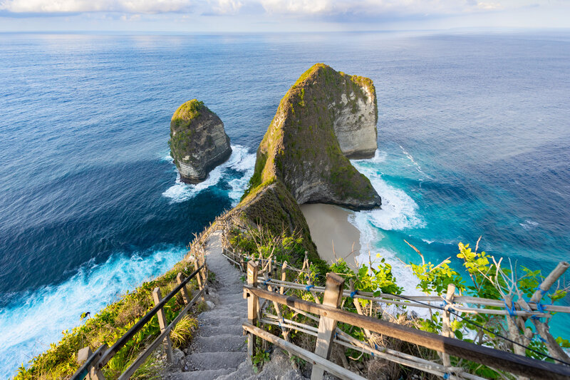 Cliffside Stairs to Beach