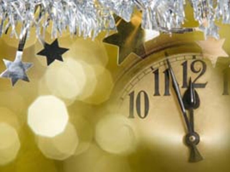 Clock Showing Midnight — Gold