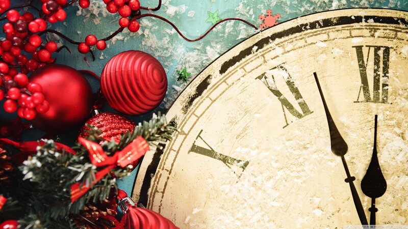 Clock with Christmas Ornaments — Red