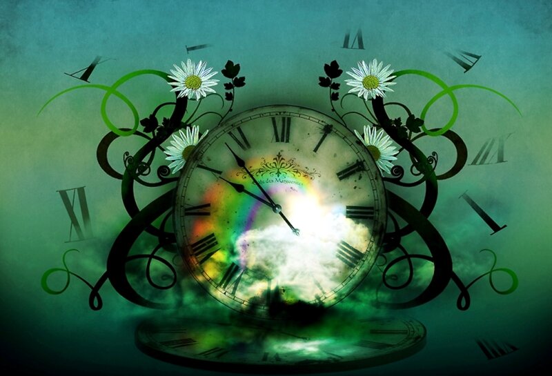 Clock with Flowers and Light