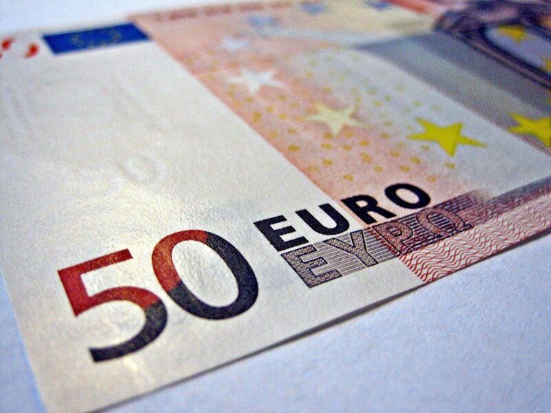 Close-up of 50 Euro banknote