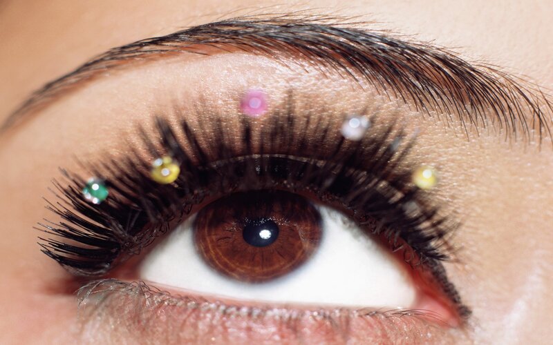 Close-up of a Brown Eye — Neutral, Photograph, Eyelashes