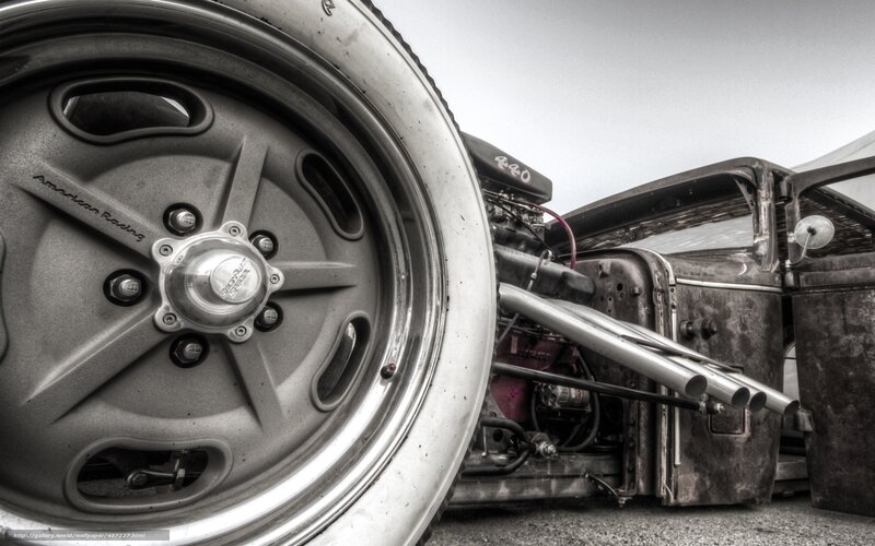 close-up of a custom car wheel