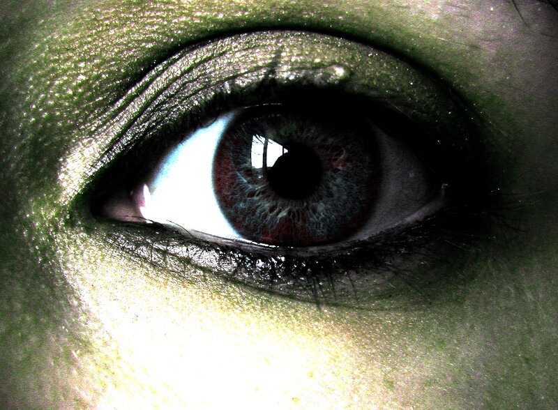 Close-up of a Human Eye — Green, Dramatic, Photograph, Eyelashes, Eyeshadow