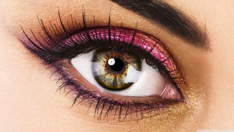 Close-up of a Human Eye — Purple, Dramatic, Photograph, Eyelashes, Eyeshadow