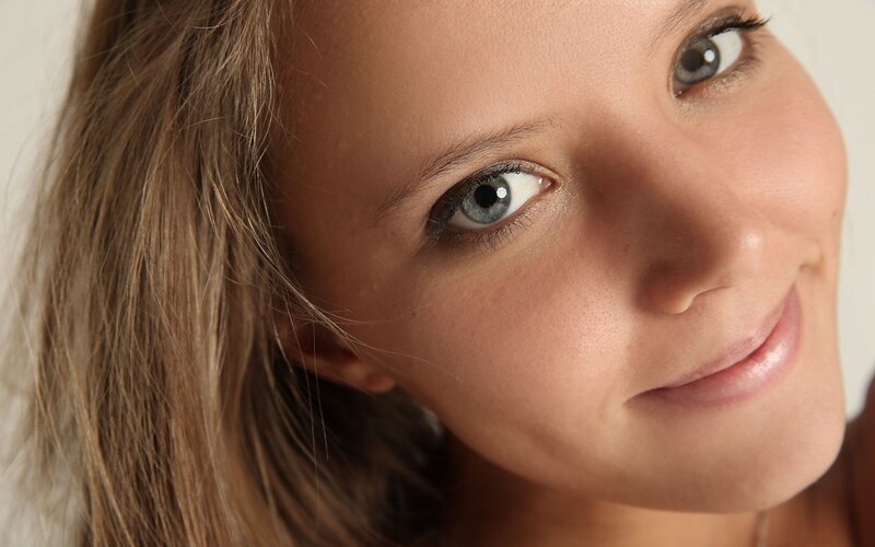 close-up of a smiling woman