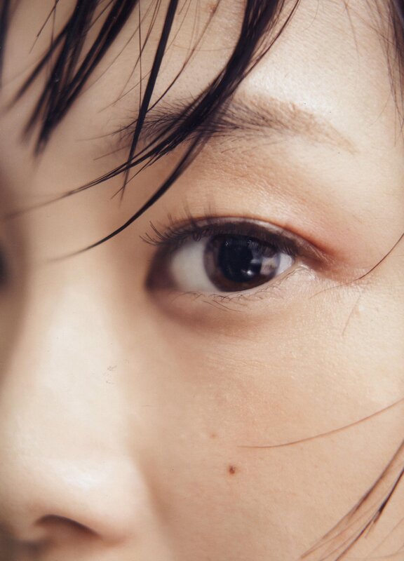 close-up of a woman's eye