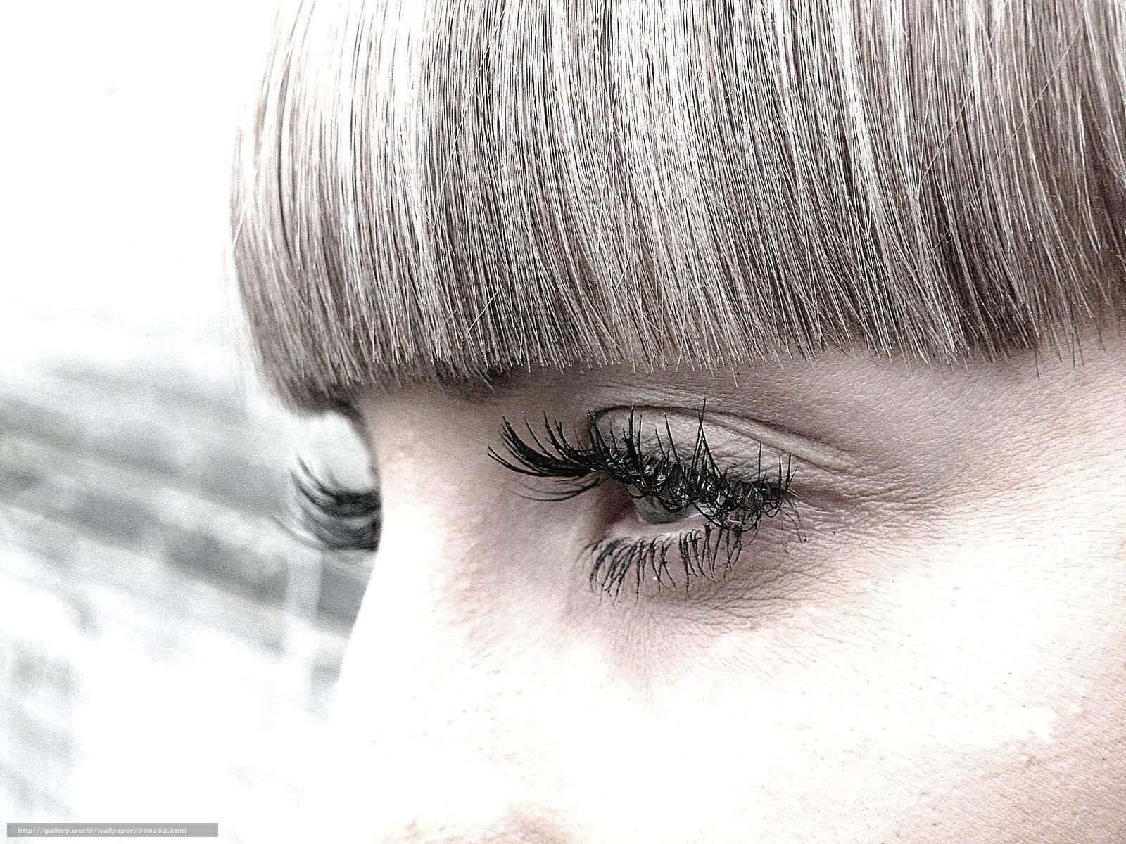close-up of a woman's eye