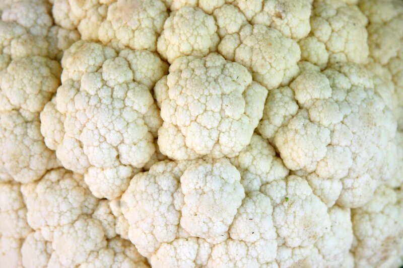 close-up of cauliflower florets