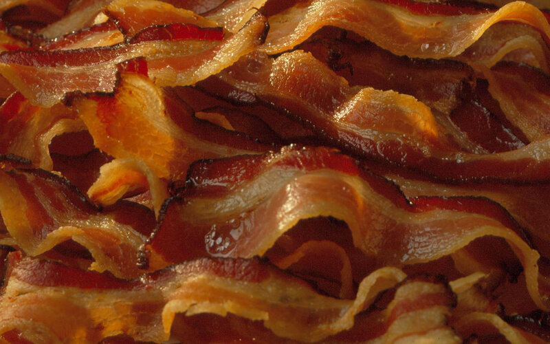 close-up of crispy bacon