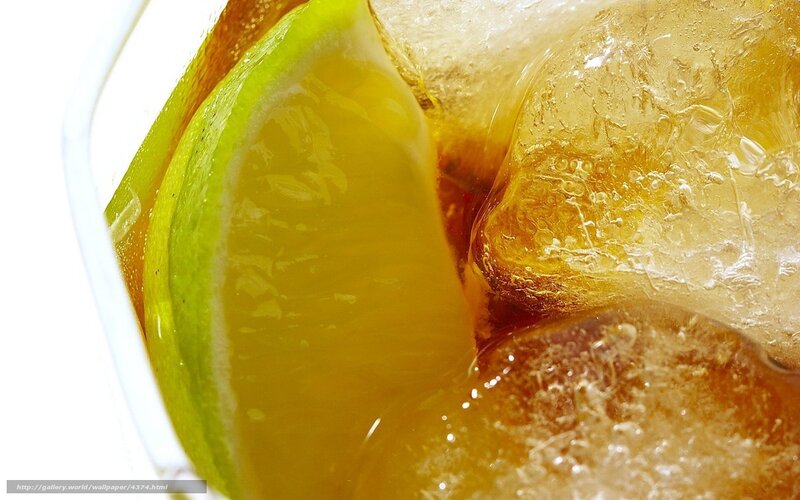 close-up of drink with lime and ice