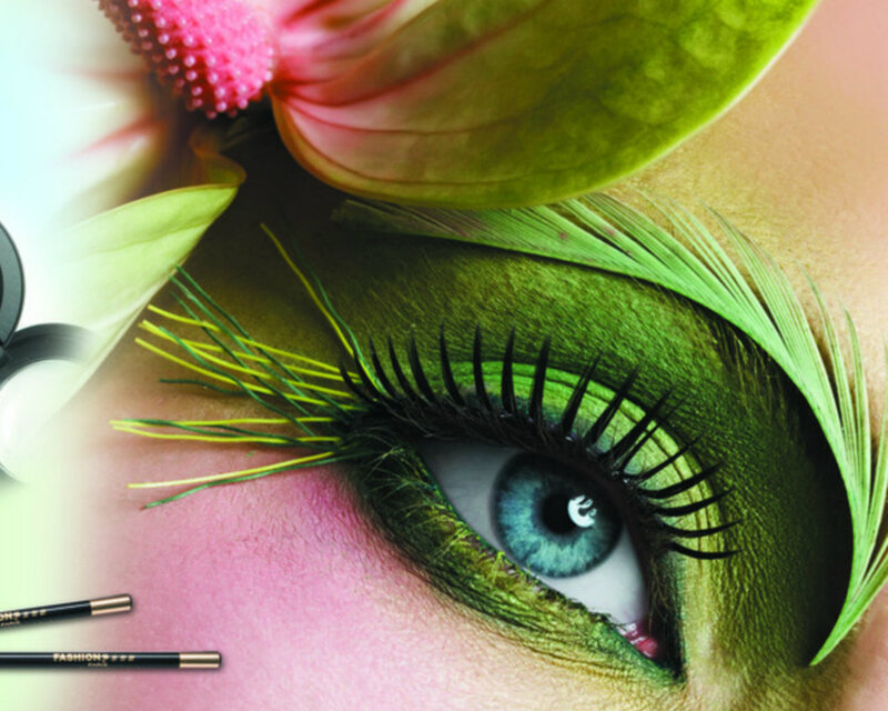 Close-up of Eye with Makeup — Green, Dramatic