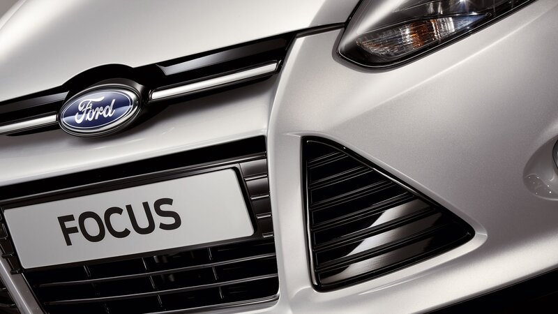 Close-up of Ford Focus front grille
