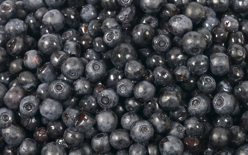 Close-up of fresh blueberries