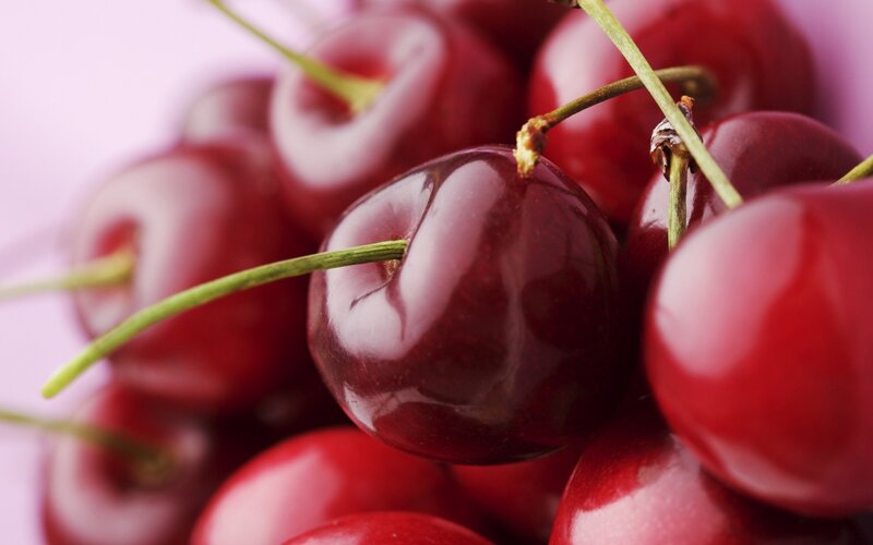 Close-up of fresh cherries