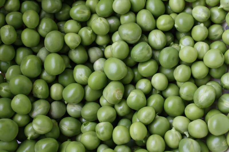 Close-up of green peas
