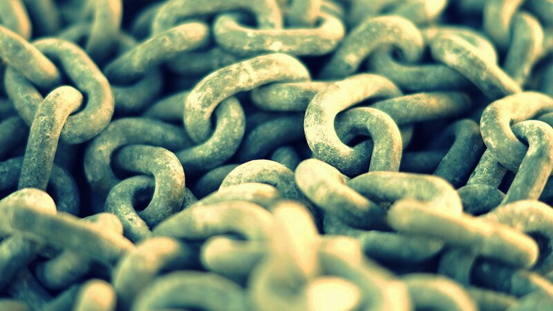 Close-up of Metal Chains — Green