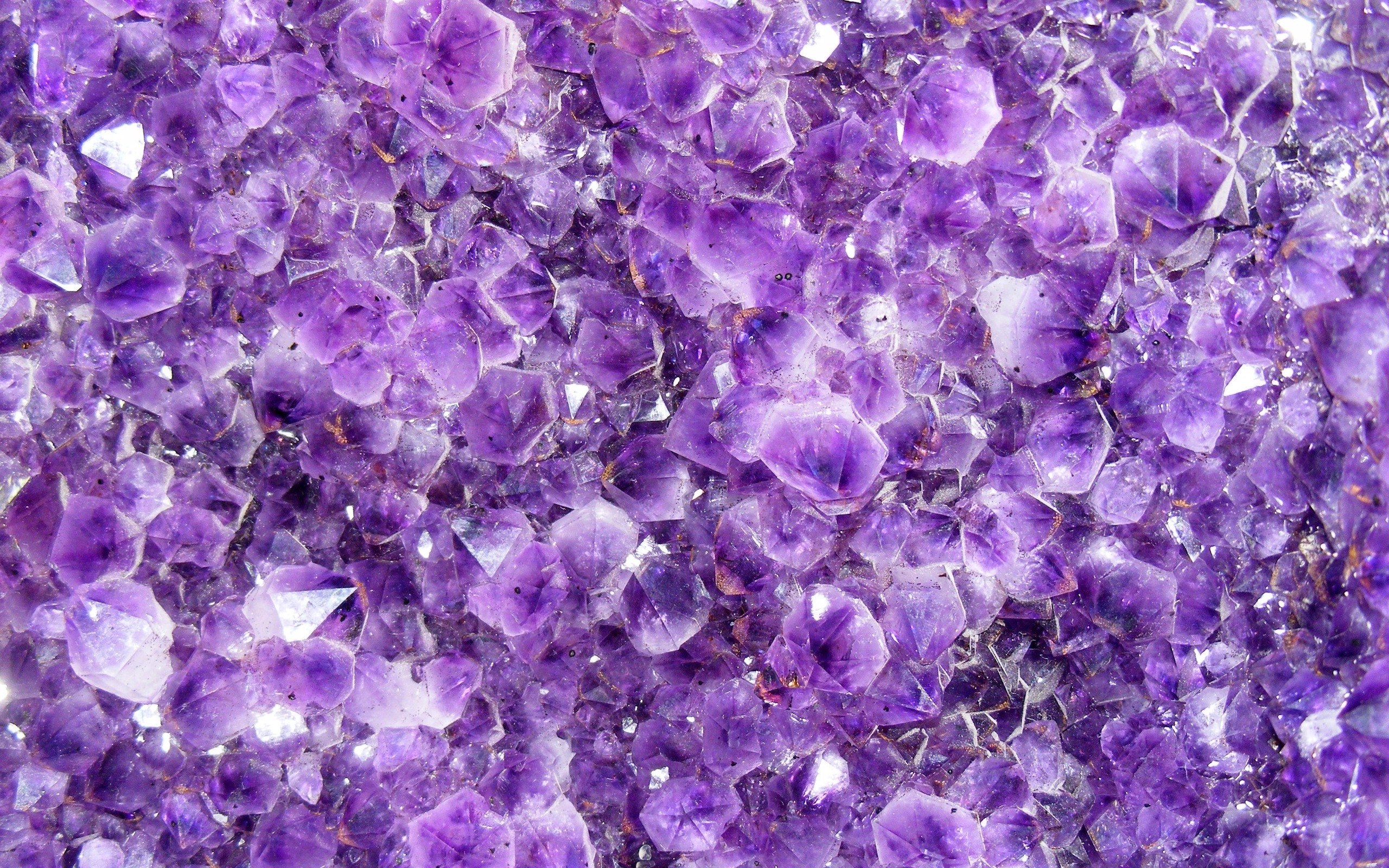 Close-up of purple amethyst crystals
