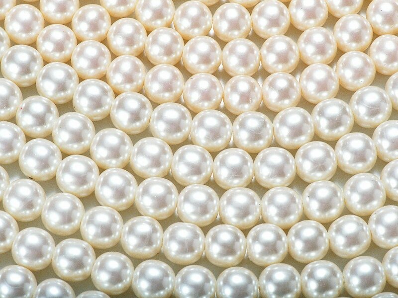 Close-up of white pearls