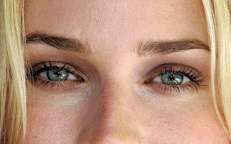 Close-up of Woman's Eyes — Green, Neutral
