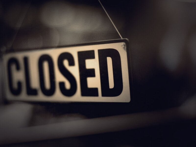 Closed Sign on Door — Black