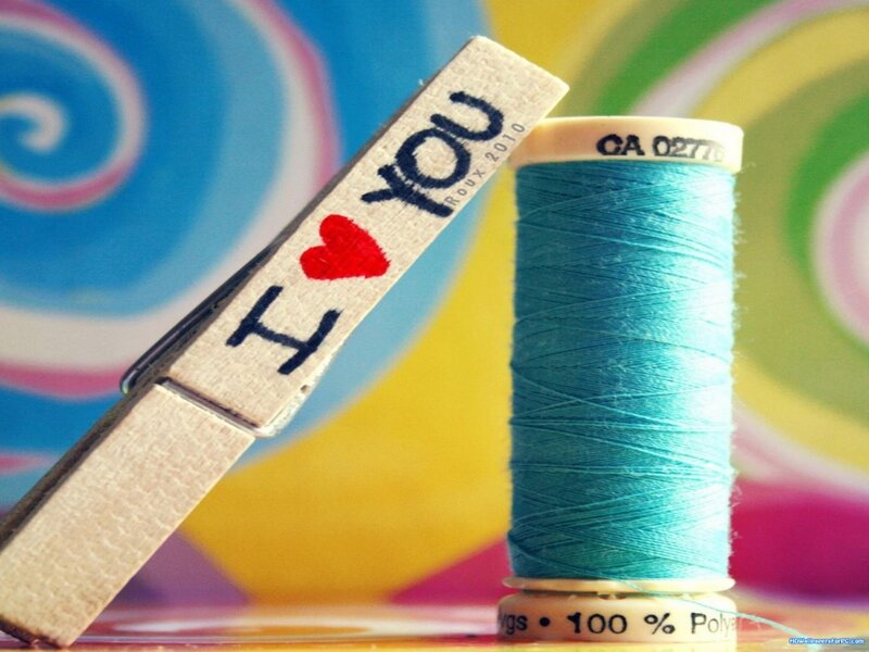 Clothespin with I Love You — Blue, Playful