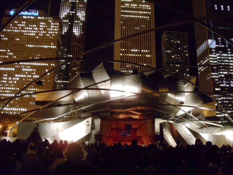 Cloud Gate at night in Chicago